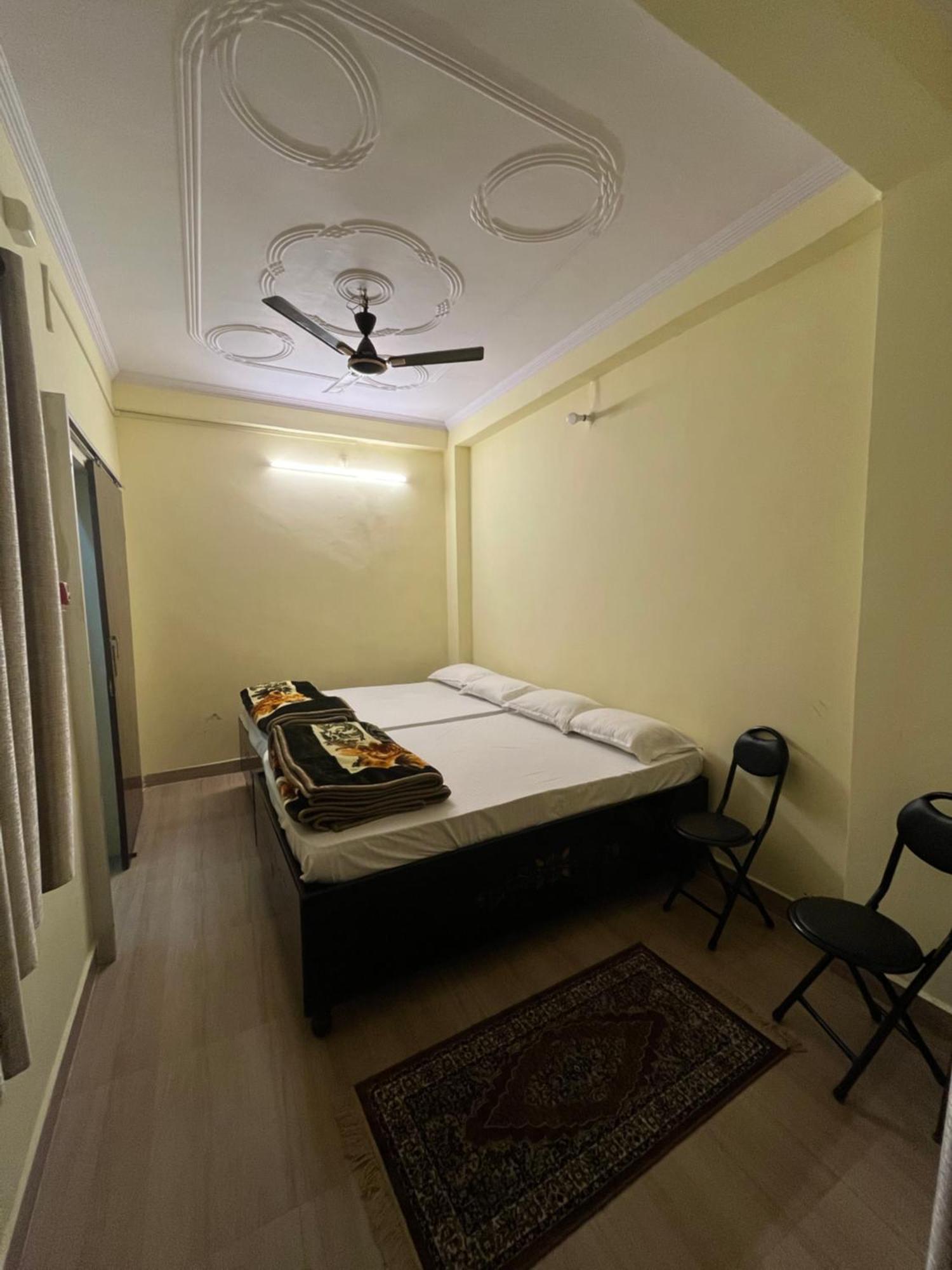Incredible Banaras Inn Varanasi Exterior photo